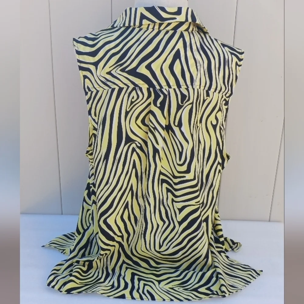 MICHAEL KORS TRAVEL Zebra Print Sleeveless Top - Black and Yellow Blouse Tunic